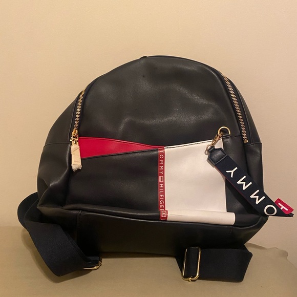 Tommy Hilfiger Logo Ruby Backpack - Picture 7 of 8